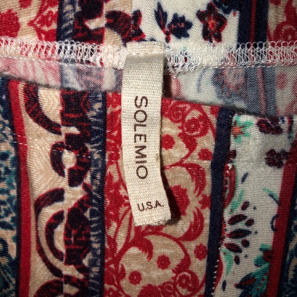 indie tight pants that flow at the bottom! - Picture 3 of 3